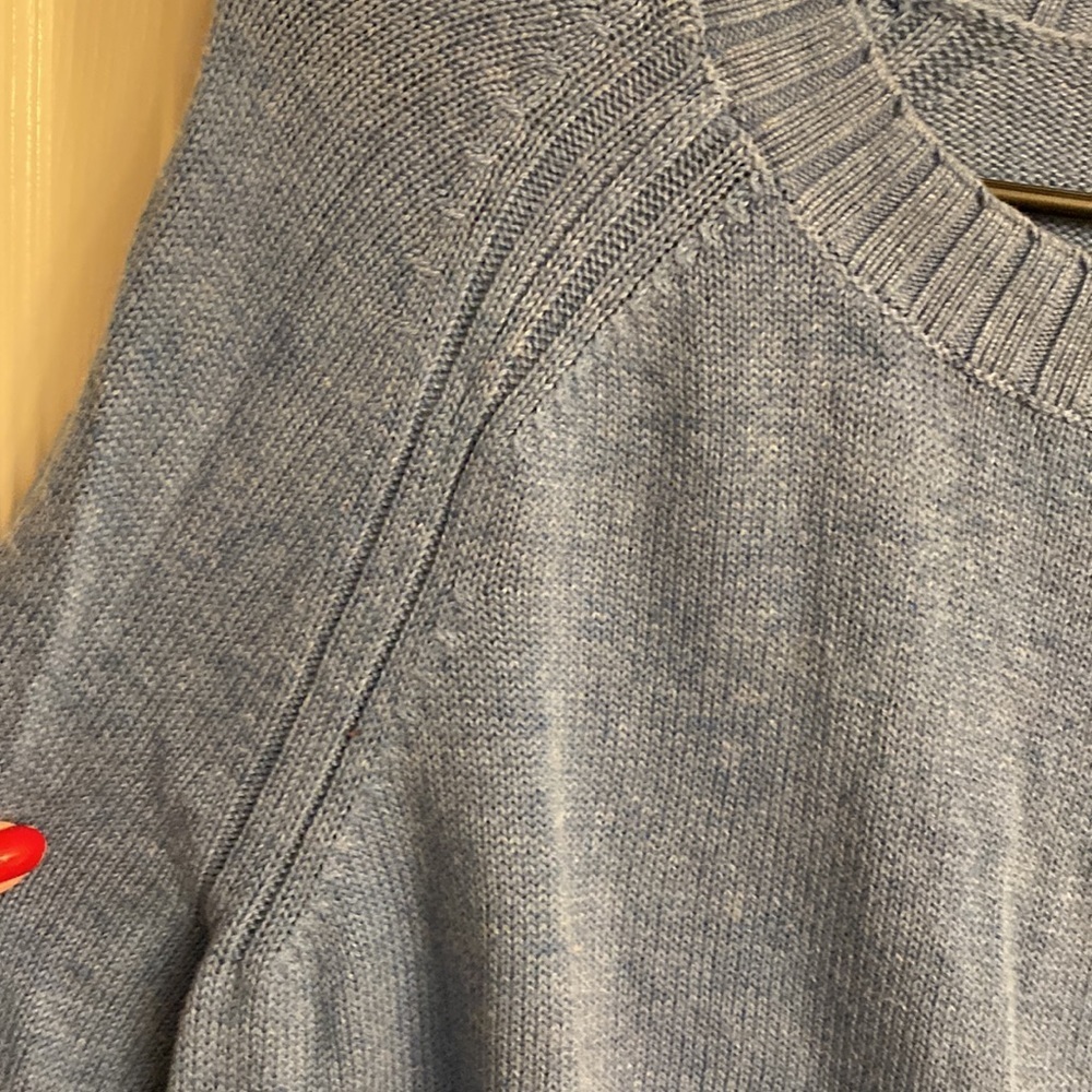 🦋Sweater🦋 - Picture 4 of 8